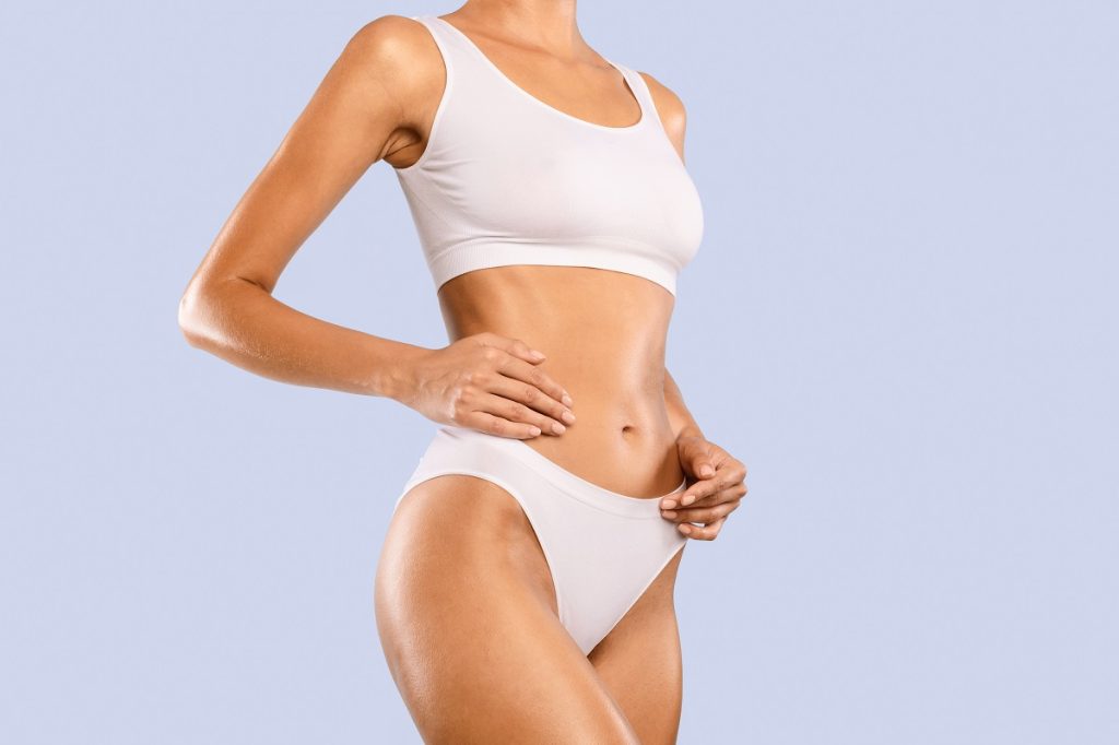 Abdomen firme y definido tras tratamiento de Argon J Plasma para flacidez abdominal
