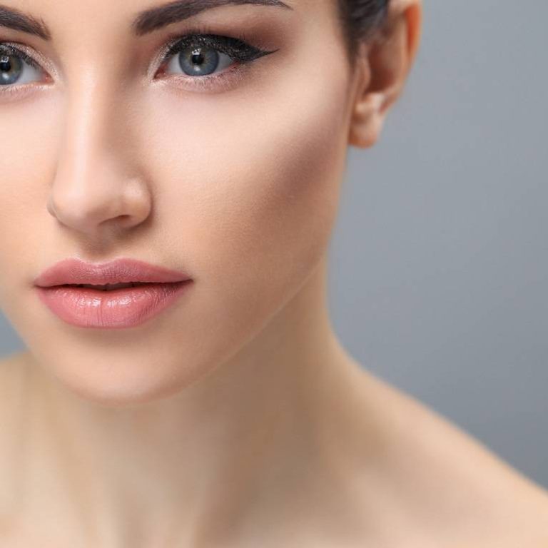 Aumento de pómulos - Centro Europeo de Cirugía Estética