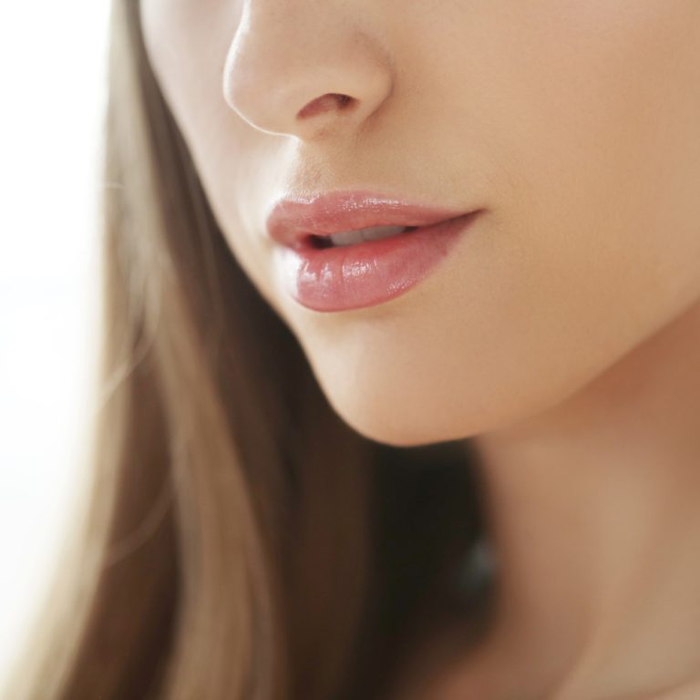 Mentoplastia - Clínica de cirugía estética madrid - Centro Europeo de Cirugía Estética