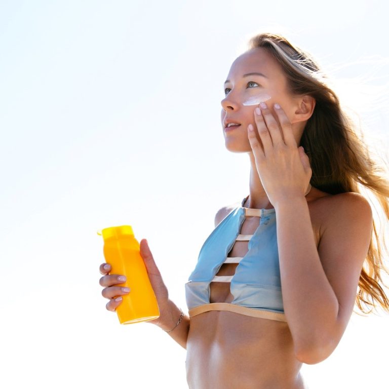 Protectores solares faciales - peeling químico - tomar el sol